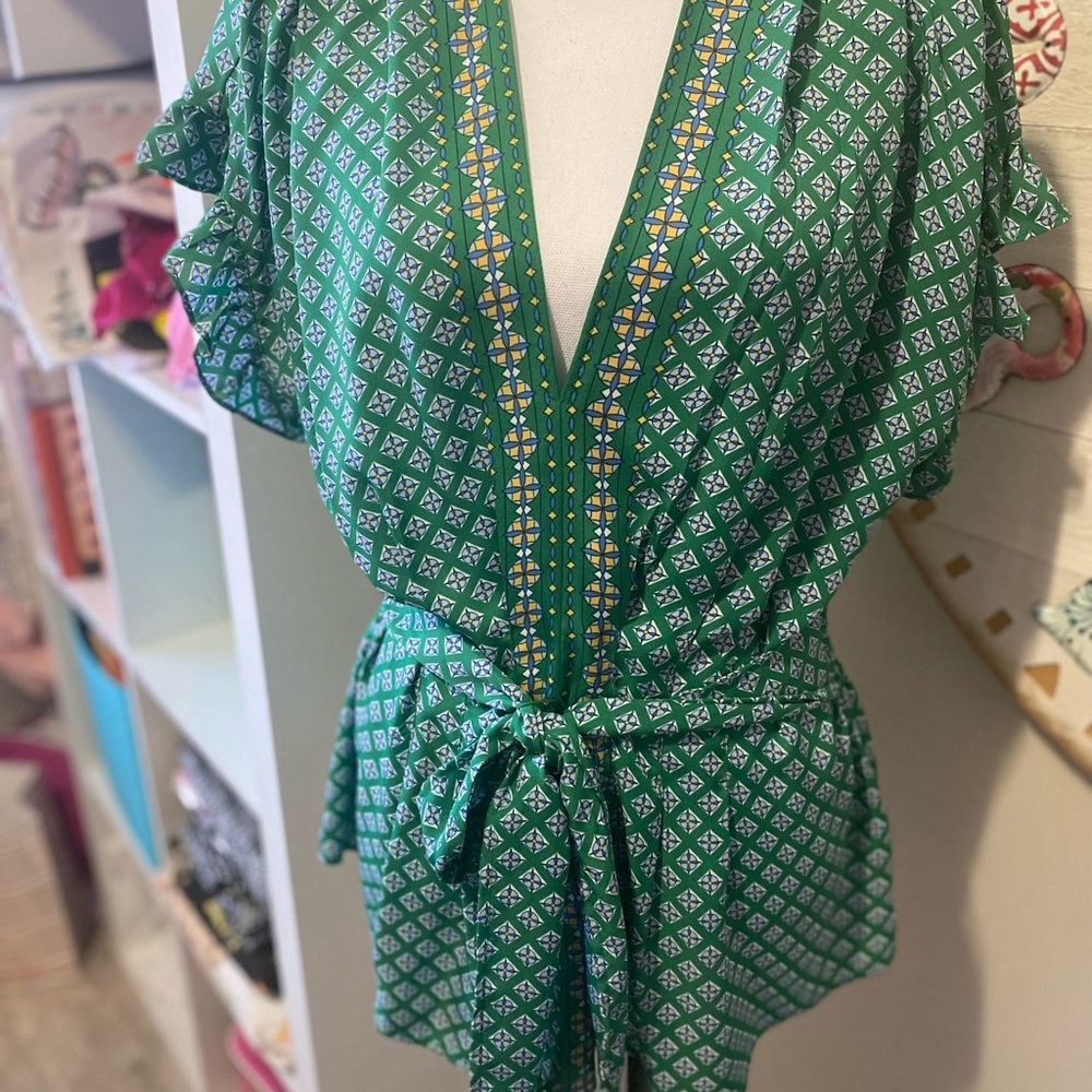 Adorable summer blouse